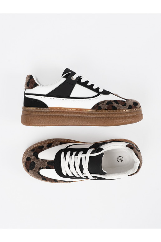  modelio batai  z wstawkami 