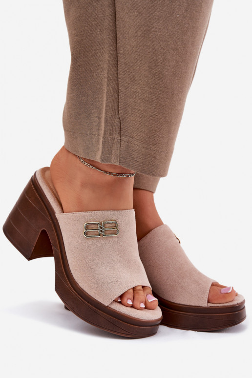 Moteriškos šlepetės su plačiu kulnu Ze aukso spalvosm Detalem Vinceza 17400 smėlio spalvos