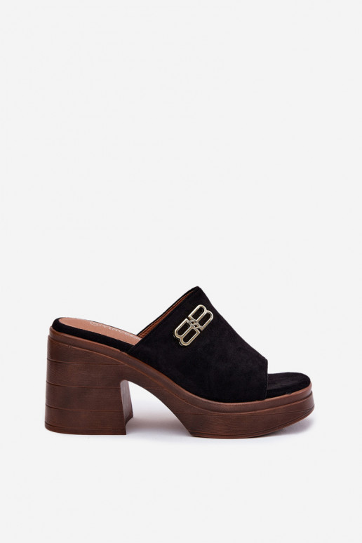 Moteriškos šlepetės su plačiu kulnu Ze aukso spalvosm Detalem Vinceza 17400 Juodos spalvos