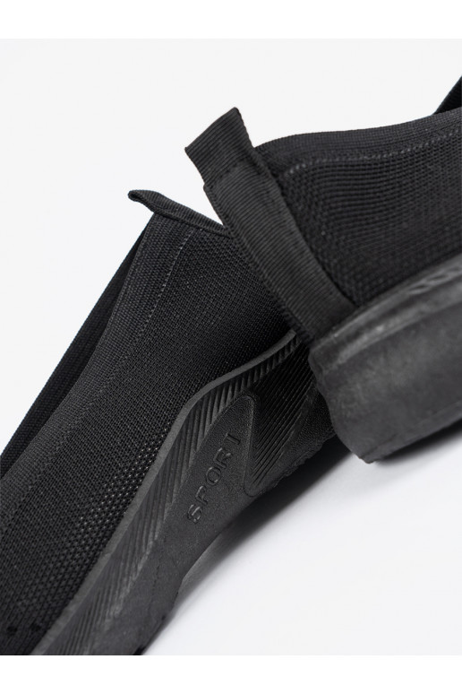 Įsispiriamo modelio sportiniai batai juodos spalvos