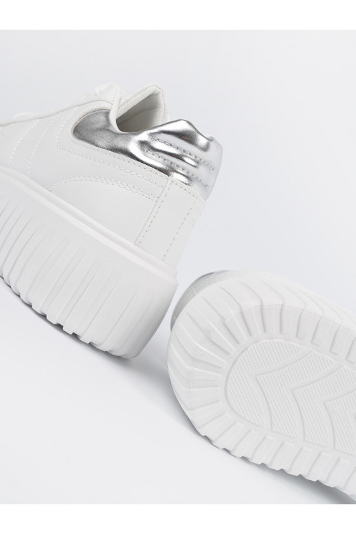 baltos spalvos  modelio batai ze mi wstawkami