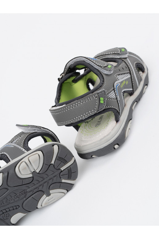 berniukų pilkos spalvos sandalai