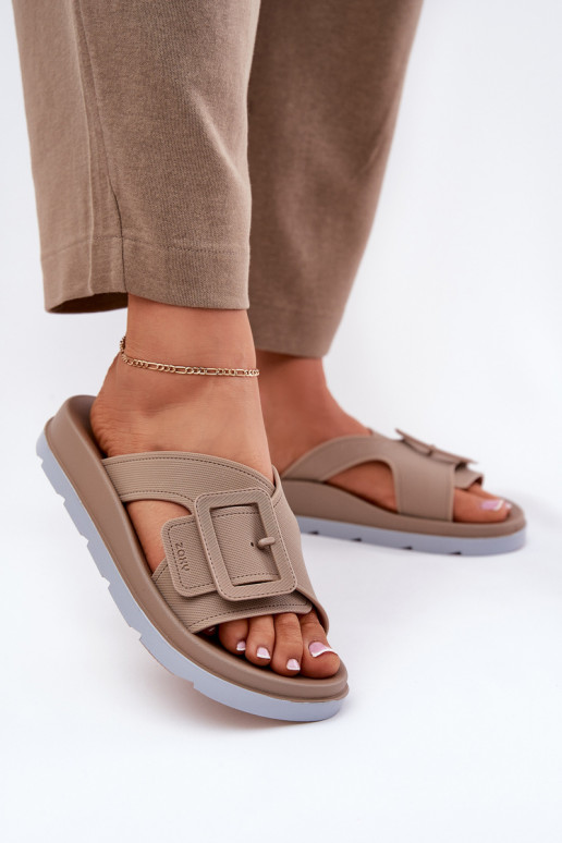  Moteriškos šlepetės dekoruoti su sagtimis  RR285076 smėlio spalvos