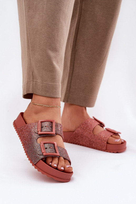  Moteriškos šlepetės su blizgesiu I su sagtimismi  RR285025 rožinės spalvos