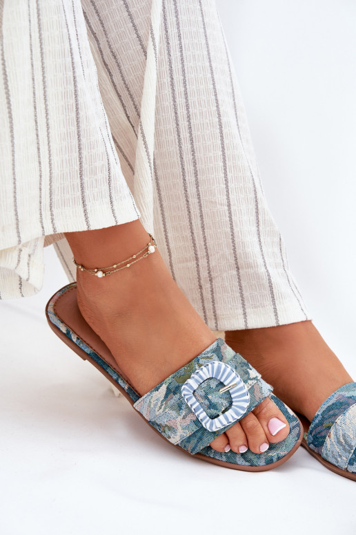 lygiapadžiai Moteriškos šlepetės dekoruoti su sagtimis mėlynos spalvos Clariola