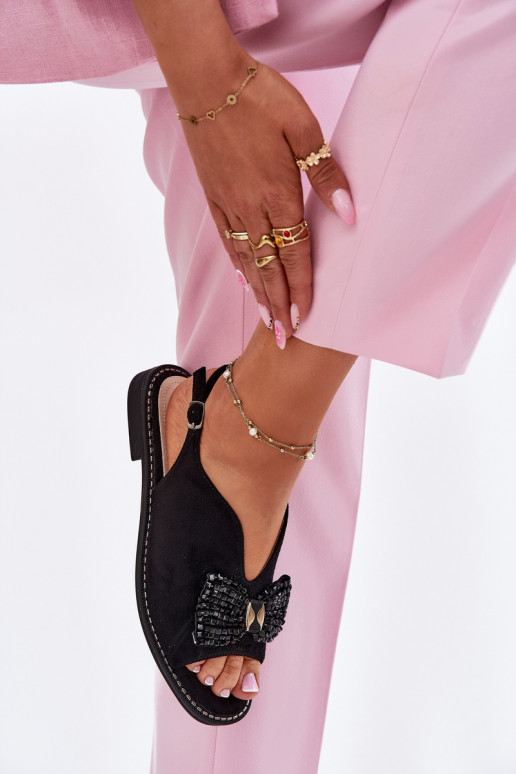 Moteriškos basutės su kaspinais su plačiais kulniukais S.Barski KV51-014 Juodos spalvos