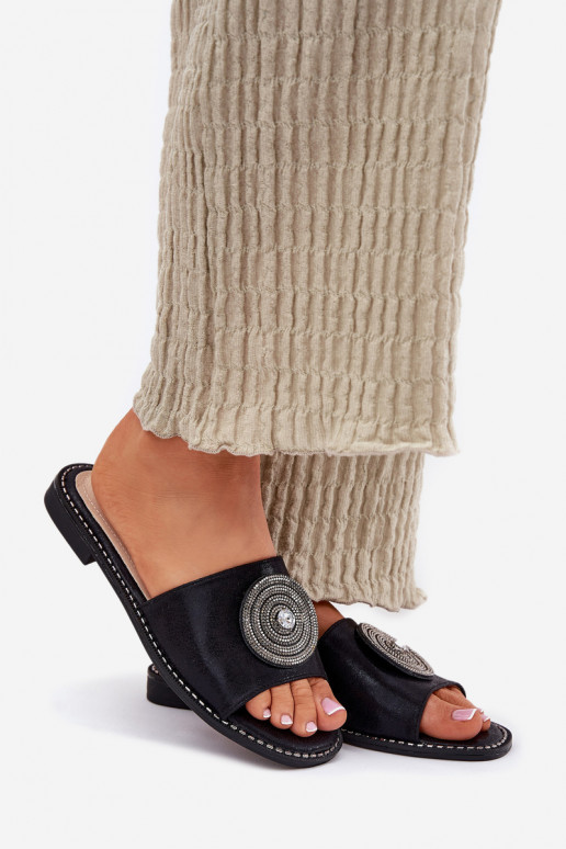 Moteriškos šlepetės su plačiais kulniukais su ornamentais S.Barski KV51-013 Juodos spalvos