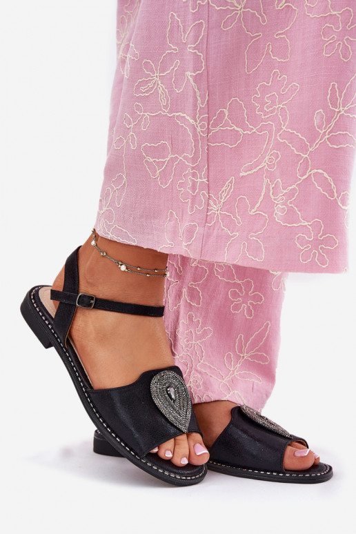 Moteriškos basutės su plačiais kulniukais su ornamentais S.Barski KV51-098 Juodos spalvos