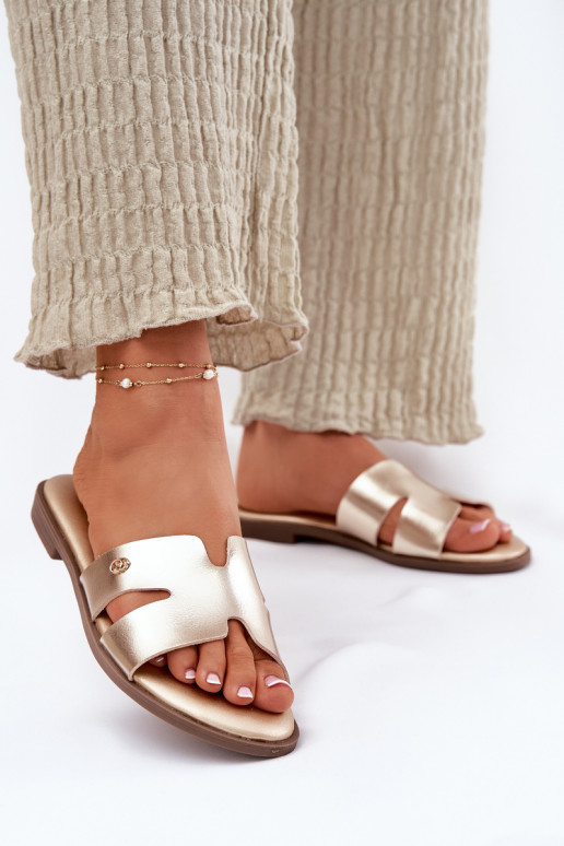 Šlepetės  iš eko odos aukso spalvos Firvania