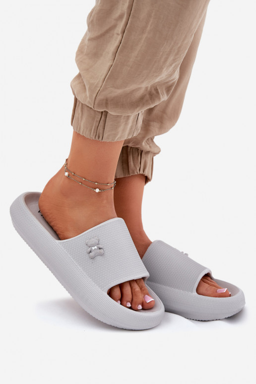  Moteriškos šlepetės su platforma  Vinceza 75210 pilkos spalvos