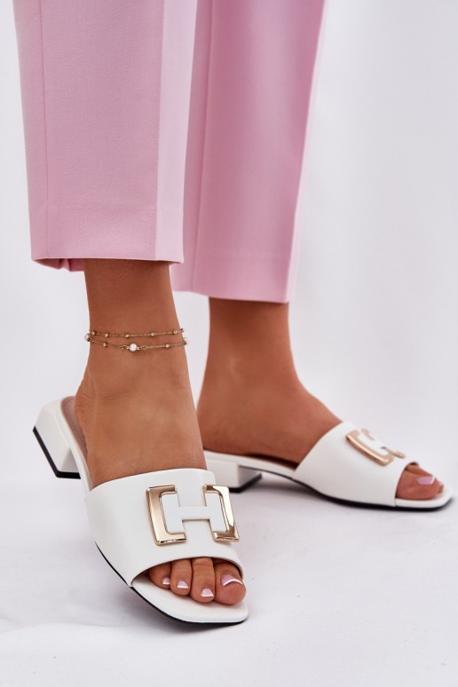 Elegantiško stiliaus Moteriškos šlepetės  Ze aukso spalvosm Detalem Vinceza 62229 baltos spalvos