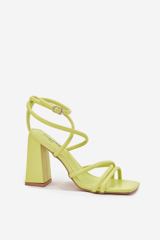 Moteriškos aukštakulnės basutės su juostelėmis  Ciarilora