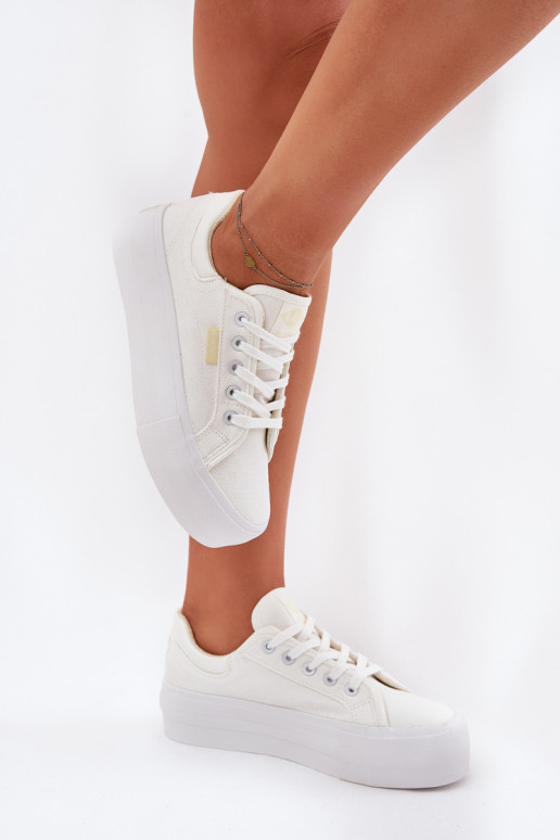 Laisvalaikio bateliai su platforma Lee Cooper LCW-25-31-3450L baltos spalvos