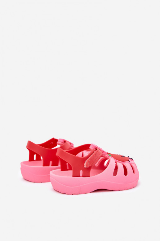 sandalai Vaikiški su lipniais užsegimais Owoce 83615 Ipanema Summer XIV rožinės-raudonos spalvos sandalai Vaikiški su lipniais užsegimais Owoce 83615 Ipanema Summer XIV rožinės-raudonos spalvos