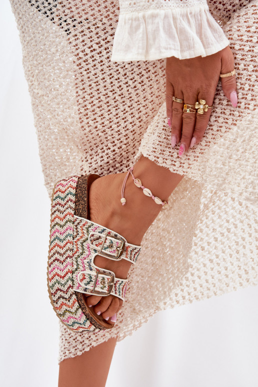 Moteriškos šlepetės su platforma  I su sagtimismi įvairių spalvų Eradriana