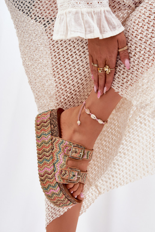 Moteriškos šlepetės su platforma  I su sagtimismi įvairių spalvų Eradriana