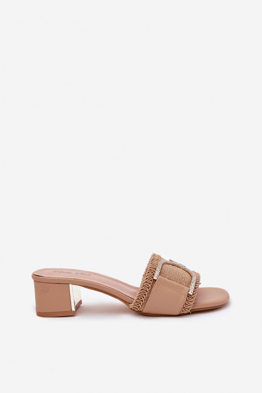  Šlepetės su kulniukais  Detalem smėlio spalvos Julinemi