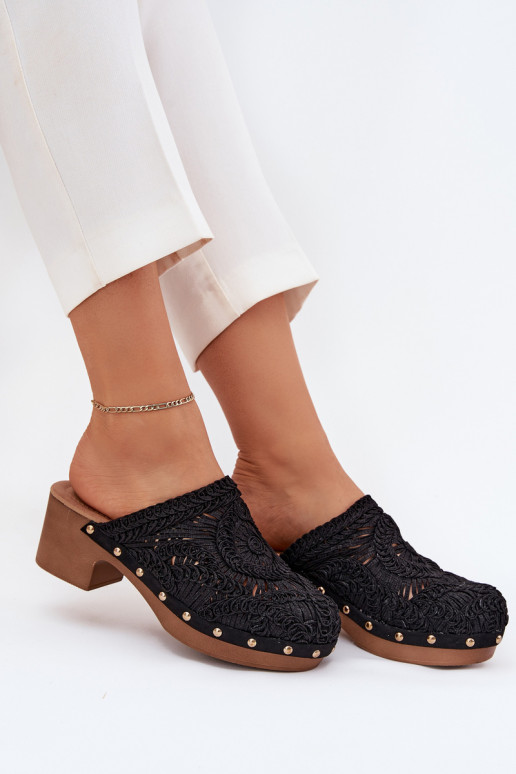 Szydełkowe Moteriškos šlepetės su kulniukais Juodos spalvos Senevia