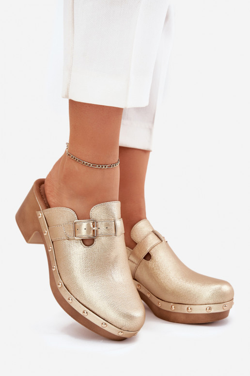 Šlepetės   su kulniukais su sagtimis aukso spalvos Veldexina