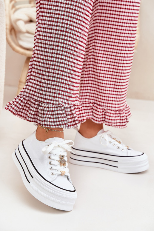 Laisvalaikio bateliai su platforma Ze aukso spalvosmi Przypinkami baltos spalvos Fiorina