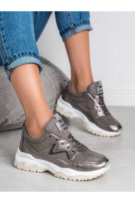 Pilkos spalvos sportiniai bateliai... Pilkos spalvos sportiniai bateliai...