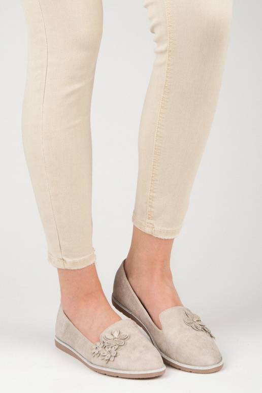 Smėlio spalvos lordsai su gėlių...