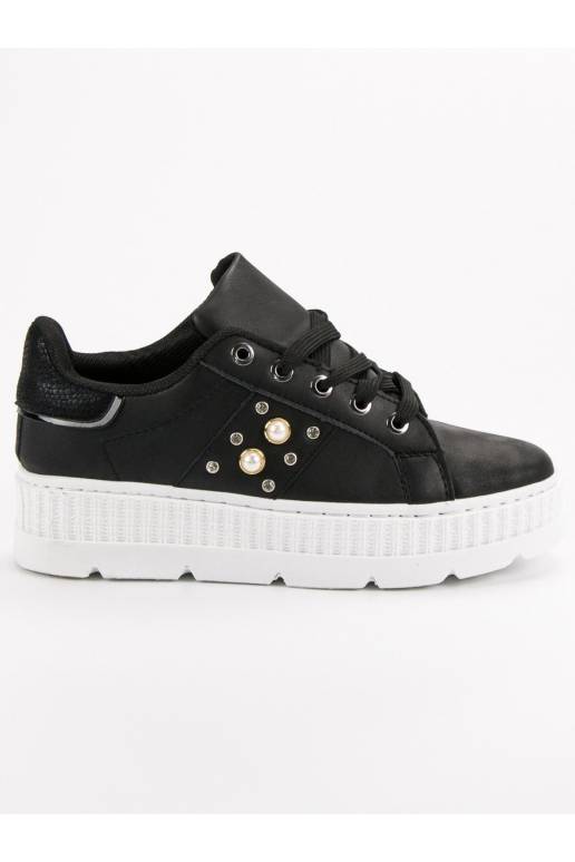 Juodos spalvos batai su platforma