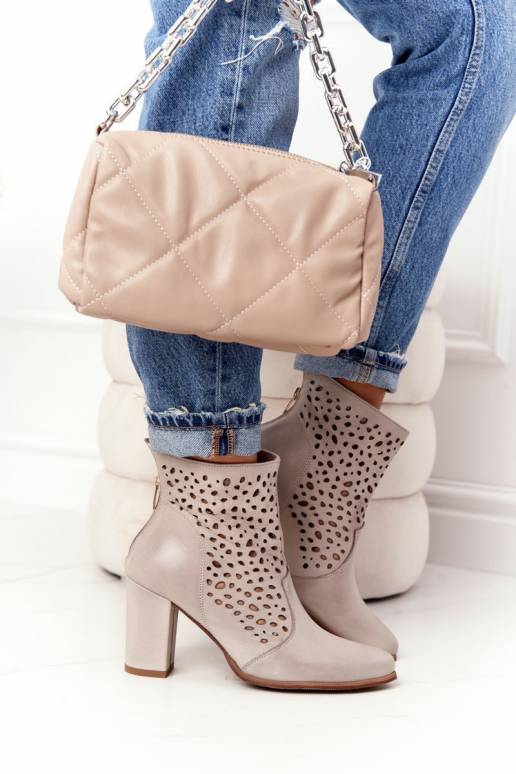 su aužūro elementais iš natūralios... su aužūro elementais iš natūralios...