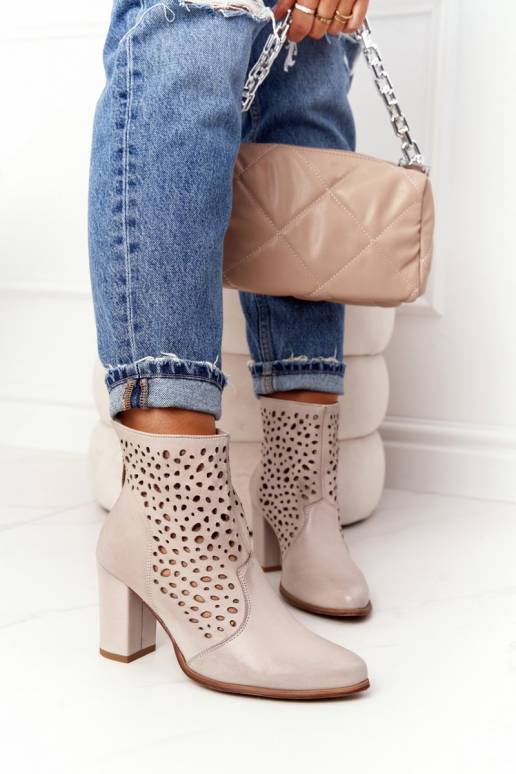 su aužūro elementais iš natūralios... su aužūro elementais iš natūralios...