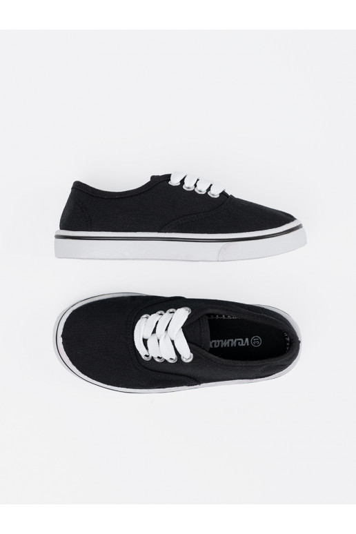  juodos spalvos batai 