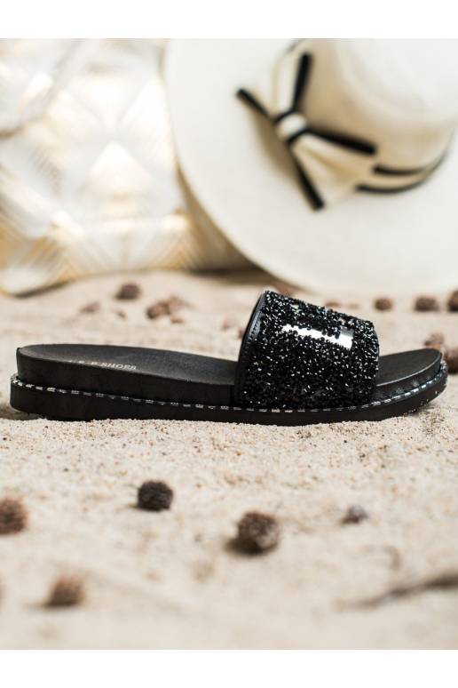 Šlepetės su platforma LOVE Šlepetės su platforma LOVE