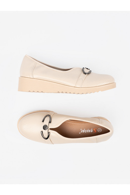 batai  z ozdobną sprzączka