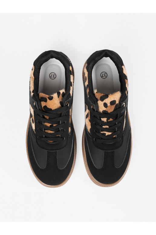 juodos spalvos  modelio batai z wstawkami   juodos spalvos  modelio batai z wstawkami