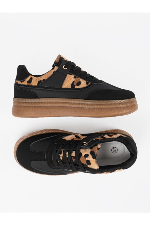 juodos spalvos  modelio batai z wstawkami   juodos spalvos  modelio batai z wstawkami