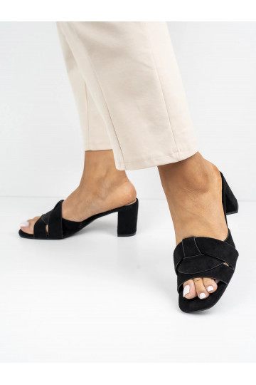 Šlepetės   BLACK LINT