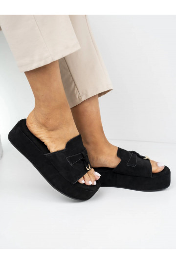 Šlepetės   kolorze Black