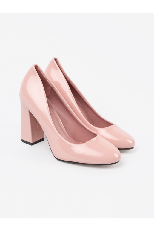 Rózowe  aukštakulniai ant kulno