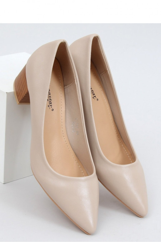 Plačiakulniai bateliai modelis 153399 Inello   Plačiakulniai bateliai modelis 153399 Inello