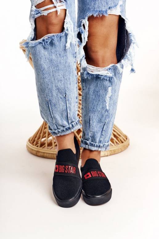 Sportbačiai juodos spalvos Sportbačiai juodos spalvos