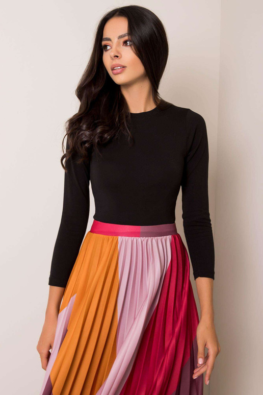 Reičelės juodas bodis Reičelės juodas bodis