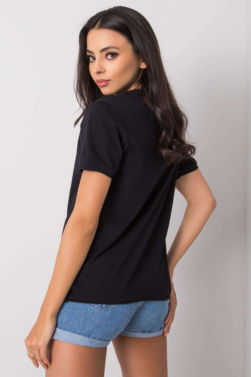 Juodi marškinėliai su Benthe raštu