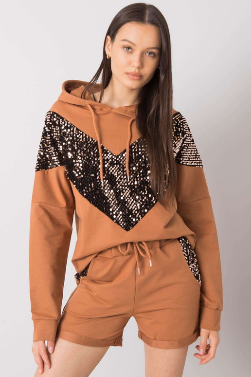 Kupranugarių rinkinys su Phylicia...