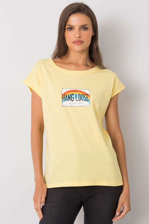 Šviesiai geltoni marškinėliai su...