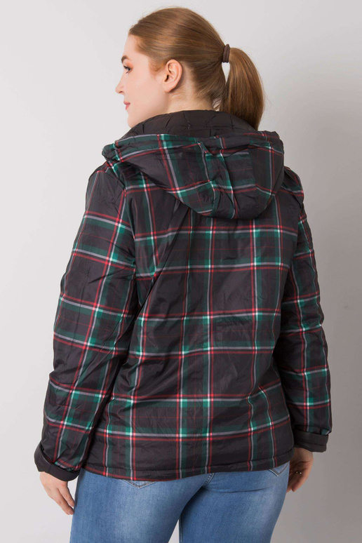 Juoda plius dydžio apverčiama Irfane...