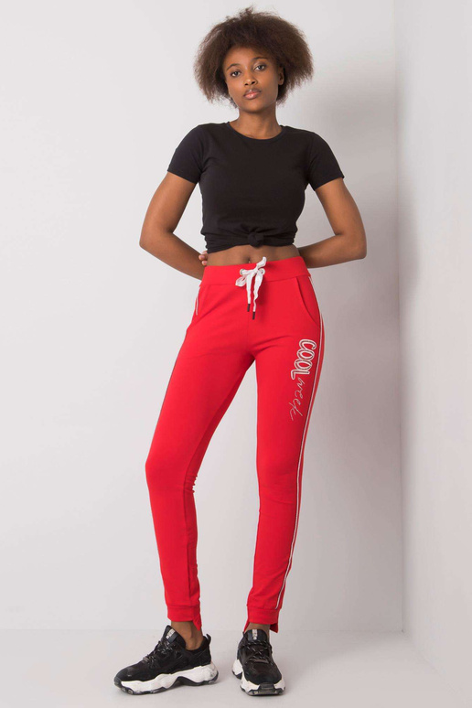 Raudonos sportinės kelnės su Abia...