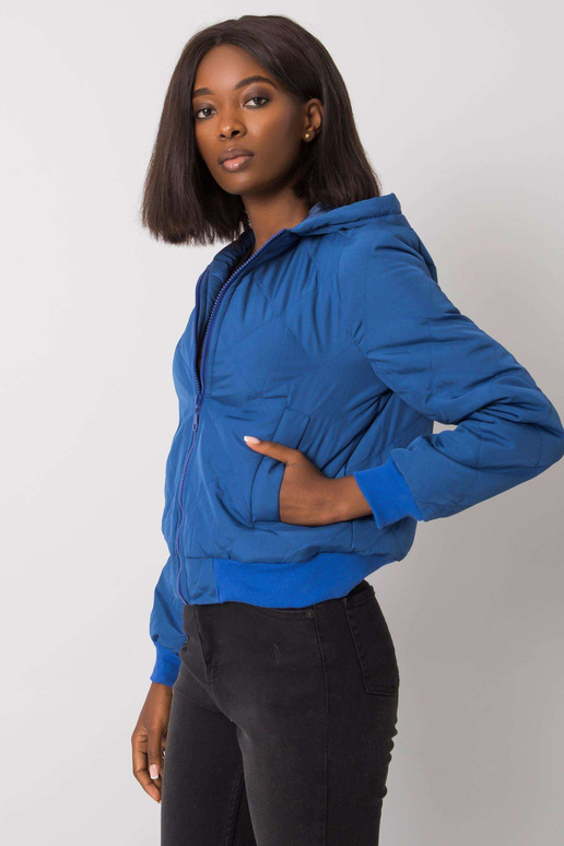 Tamsiai mėlyna dygsniuota striukė su...