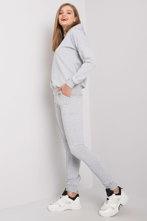 Pilkos spalvos melanžinės spalvos... Pilkos spalvos melanžinės spalvos...