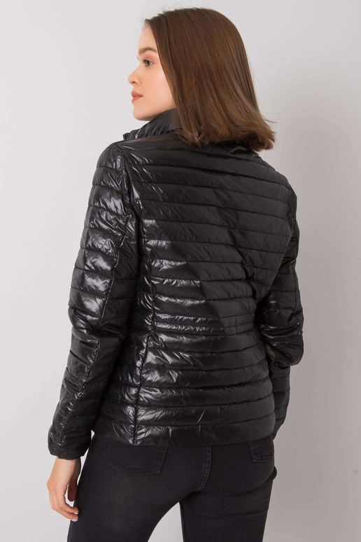 Arina juoda pereinamoji striukė Arina juoda pereinamoji striukė