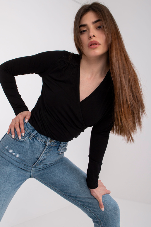 Juoda palaidinė su iškirpte Alicante Juoda palaidinė su iškirpte Alicante