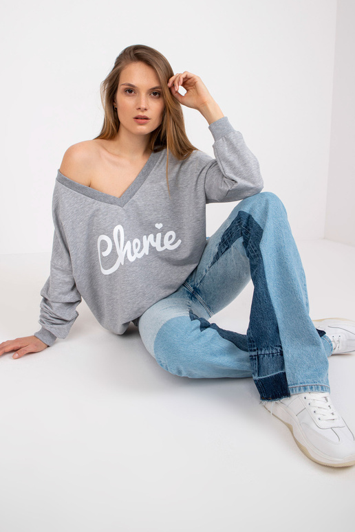 Pilka ir balta oversize džemperis su... Pilka ir balta oversize džemperis su...